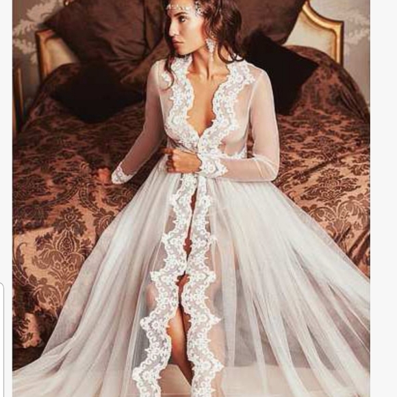 Pollardi Other - Pollardi Fashion Beautiful Lace Bridal robe jacket
